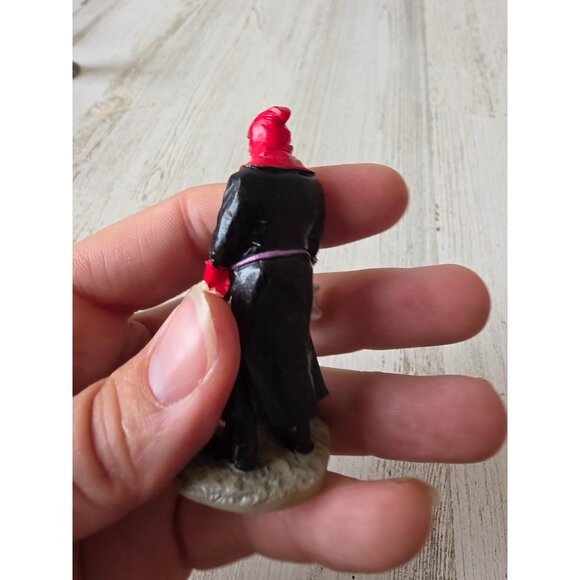 Lemax executioner tortured soul guillotine Halloween people village accessory - Picture 4 of 8